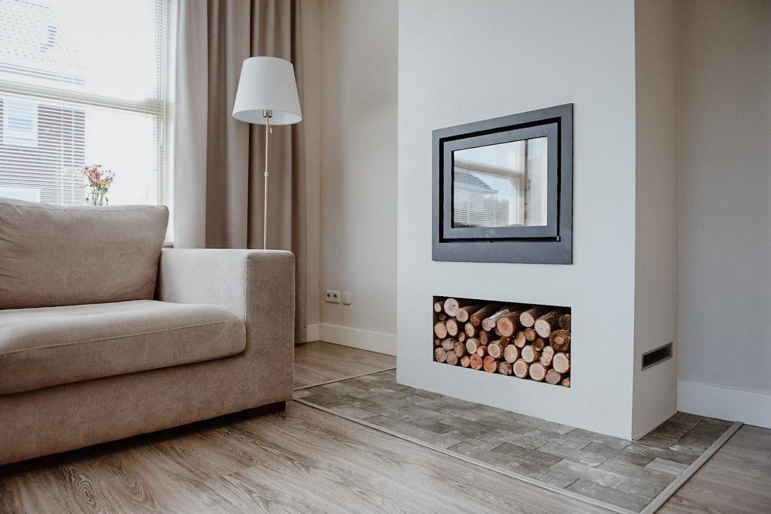 Vier voordelen van een hout kachel in huis! Happy Ayla