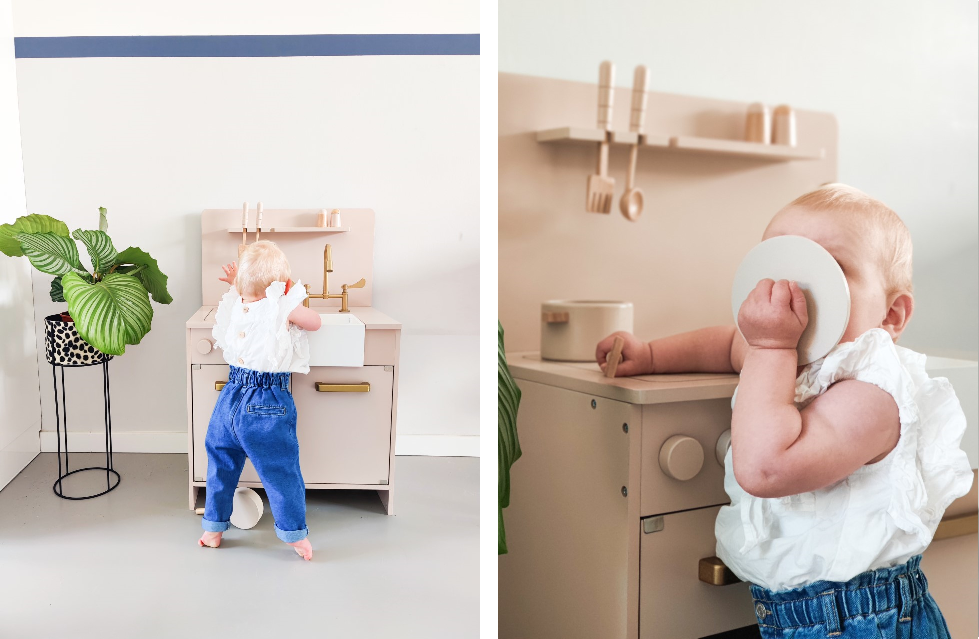 Houten speelgoed keuken
